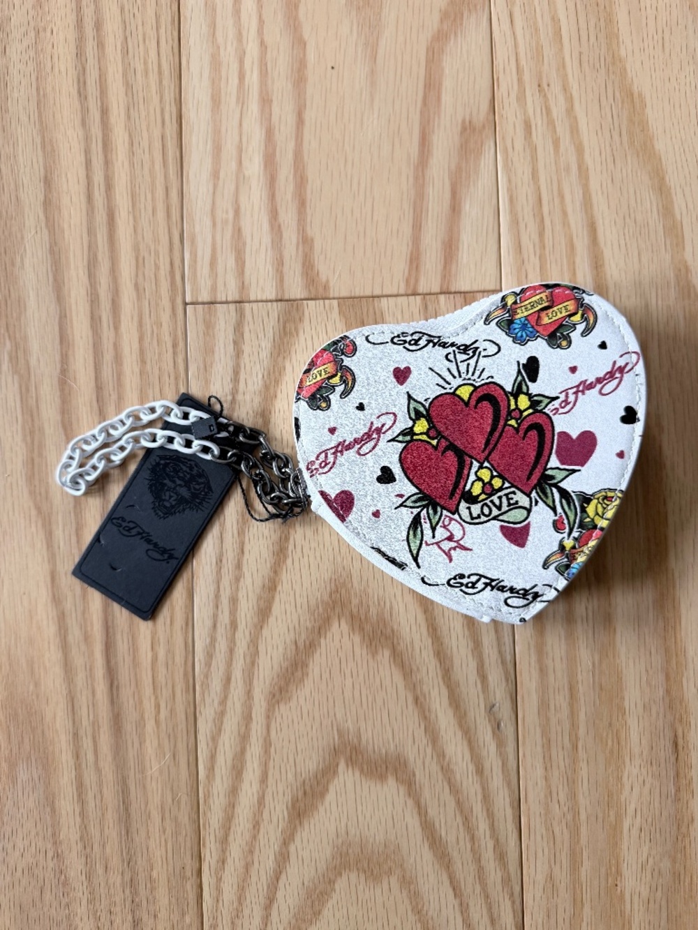 Ed Hardy Heart Coin Purse Wristlet White Tattoo Love Print Chain Y2K NWT